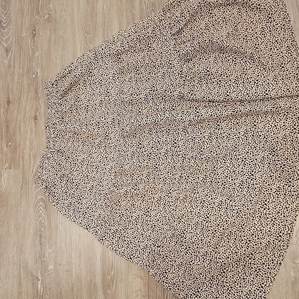 Francesca's Leopard Print Women's Midi Skirt